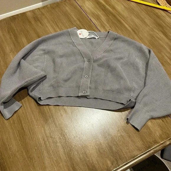 COPY - Caracilia 2 piece Cropped Sweater and Skirt Set NWT
Size XL - Grey - Picture 2 of 9